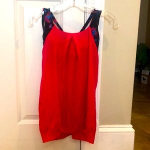 Lululemon raspberry tank top with built in bra size 4.